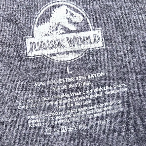 Jurassic World Shirt Palm Floral Pattern Short Sleeve Crewneck Pull Over Top - Picture 6 of 8